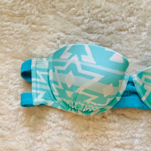 Aerie | Strapless Boho Light Blue and White Aztec Print Bikini Top | Size 34B - Picture 2 of 13